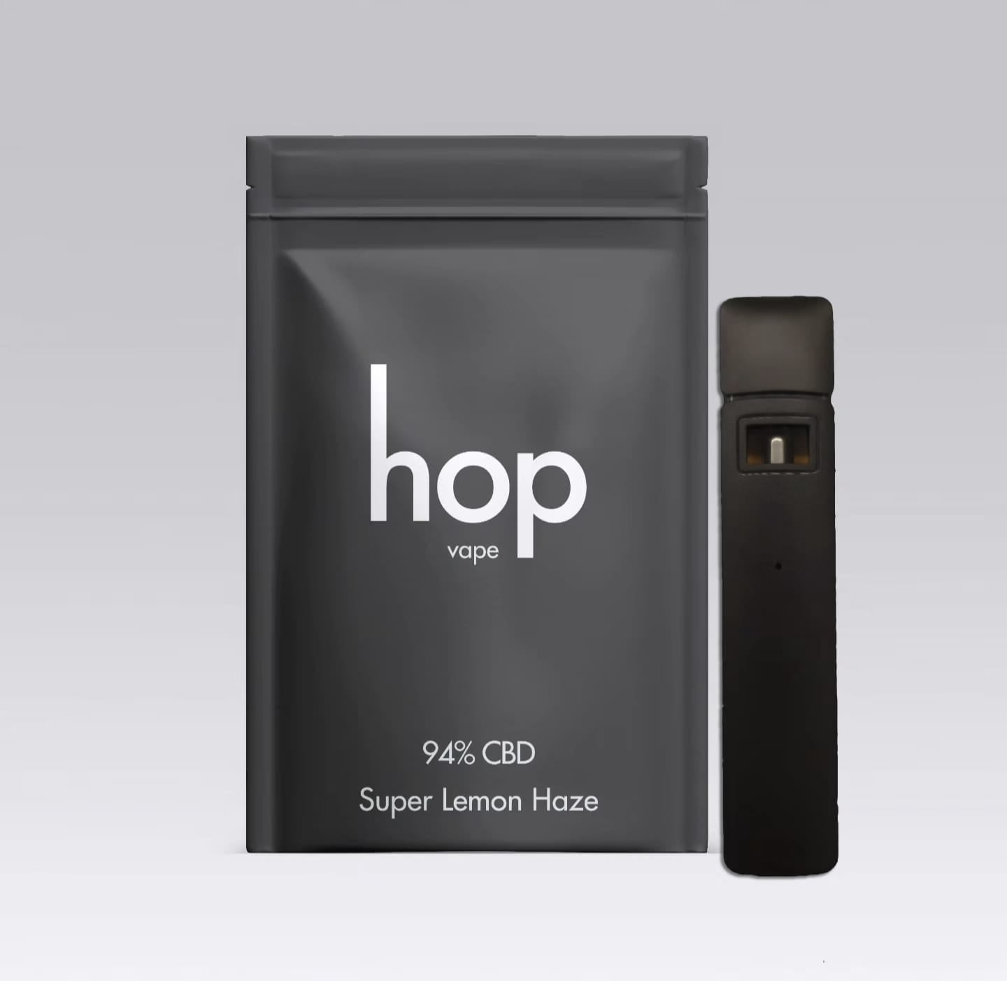 Vape de 94% CBD Super Lemon Haze con una bolsa negra. Producto adquirido en The Green Muse.