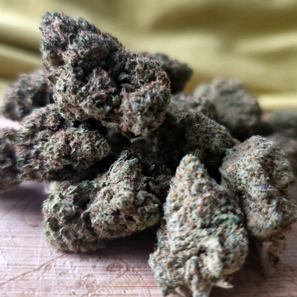 KISS 11% CBD INDOOR